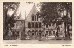 CPA Auxerre La Prefecture 