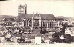CPA Auxerre la Cathedrale vue de l'eglise Saint Pierre 