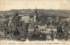 CPA Auxerre Panorama sur la Tour de l'Horloge pris du Belvedere Manifacier 