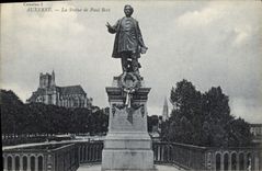 CPA Auxerre la statue de Paul Bert 
