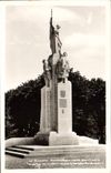 CPA Auxerre Monument aux Morts pour la Patrie le Partage des Lauriers Ceuvre de Sculpteur Max Blonda