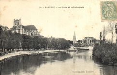 CPA Auxerre les Quais et la Cathedrale 