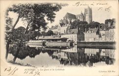 CPA Auxerre les Quais et la Cathedrale 
