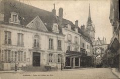 CPA Auxerre Place de l'hotel de Ville 