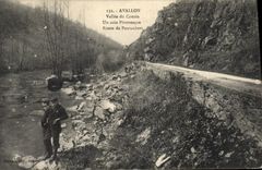 CPA Avallon Vallee du Cousin un coin Pittoresque Route de Pontaubert 