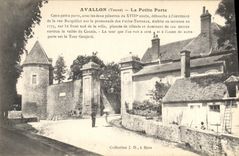 CPA Avallon Yonne La Petite Porte 