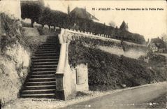CPA Avallon Vue des Promenades de la Petite Porte 