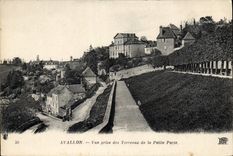 CPA Avallon Vue prise des Terreaux de la Petite Porte 