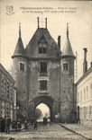 CPA Villeneuve sur Yonne Porte de Joigny ou de Bourgogne cote interieur 