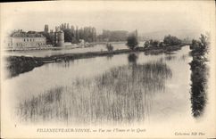 CPA Villeneuve sur Yonne Vue sur L'Yonne et les Quais 