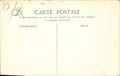 CPA Villeneuve sur Yonne Porte de Joigny cote interieur 