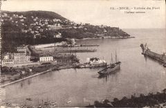 CPA Nice Entree du Port Bateau