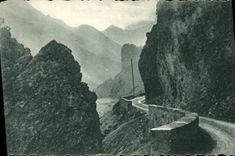 CPA Routes des Alpes de Nice a Barcelonnette Route de Peone a Guillaumes 