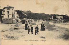 CPA Juan Les Pins La Plage 