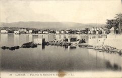 CPA Cannes Vue prise du Boulevard de la Croisette 