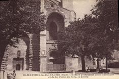 CPA St Manimin la Ste Baumex Var Entree principale de la Basilique et de la Poste au fond a droite 