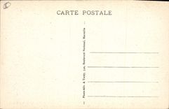 CPA St Manimin la Ste Baumex Var Entree principale de la Basilique et de la Poste au fond a droite 