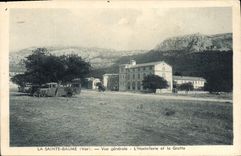 CPA La Sainte Baume Var Vue generale l'Hostellerie et la Grotte 