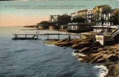 CPA Saint Raphael Le Reserve et le Roulevard Felix Martin 