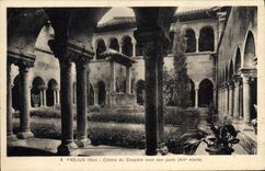 CPA Frejus Var Cloitre du Chapitre avec son puits 