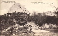 CPA La Sainte Baume Fontaine de la Glaciere et Pic de Bretagne 