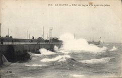 CPA Le Havre Effet de vague a la nouvelle jetee 