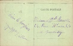 CPA Dieppe Chalutiers dans l'Avant Port Bateaux