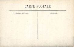 CPA Versailles Le Petit Trianon Musee des Voitures Voiture du Sacre de Charles X 