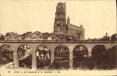 CPA Albi La Cathedrale et le Castelviel 