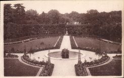 CPA Meaux Le Jardin de l'Ancien Eveche Parterre dessine par l enotre 