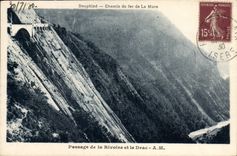 CPA Dauphine Chemin de fer de La Mure Passage de la Rivoire et le Drac 