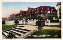 CPA Deauville La Plage Fleurie Le Normandy Hotel 