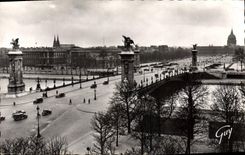 CPA Paris et ses Merveilles Le pont Alexandre III et l'esplanade des Invalides 