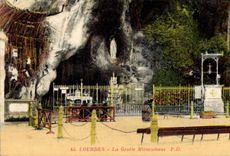 CPA Lourdes La Grotte Miraculeuse 