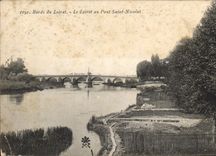CPA Bords du Loiret Le Loiret au Pont Saint Nicolas 