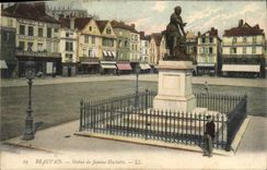CPA Beauvais Statue de Jeanne Hachette 