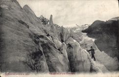 CPA Traversee d'une Crevasse 