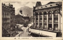 CPA Grenoble La rue Felix Poulat et le Moucherotte 