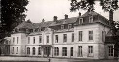 CPA Gargenville S et O Le Chateau d'Hanneucourt 
