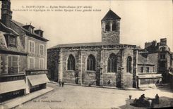 CPA Montlucon Eglise Notre Dame Renfermant un Tryptique de la Meme epoque d'une grande valeur 