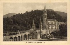 CPA Lourdes la Basilique 