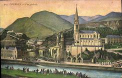 CPA Lourdes vue generale 