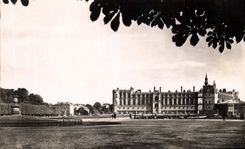 CPA St Germain en Laye le Chateau et la Terrasse 
