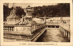 CPA Nimes Jardin de la Fontaine les Bains Romains 