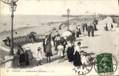 CPA Dieppe le Boulevard Maritime 