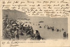 CPA Dieppe la plage a l'heure du bain 