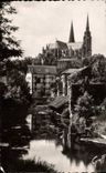 CPA En Beauce Chartres Eure et Loir Bords de l'Eure et la Cathedrale 