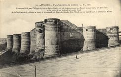 CPA Angers Vue d'Ensemble du Chateau 