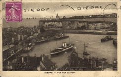 CPA Dieppe Vue sur le Port 