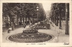CPA Vichy l'Ancien Parc 